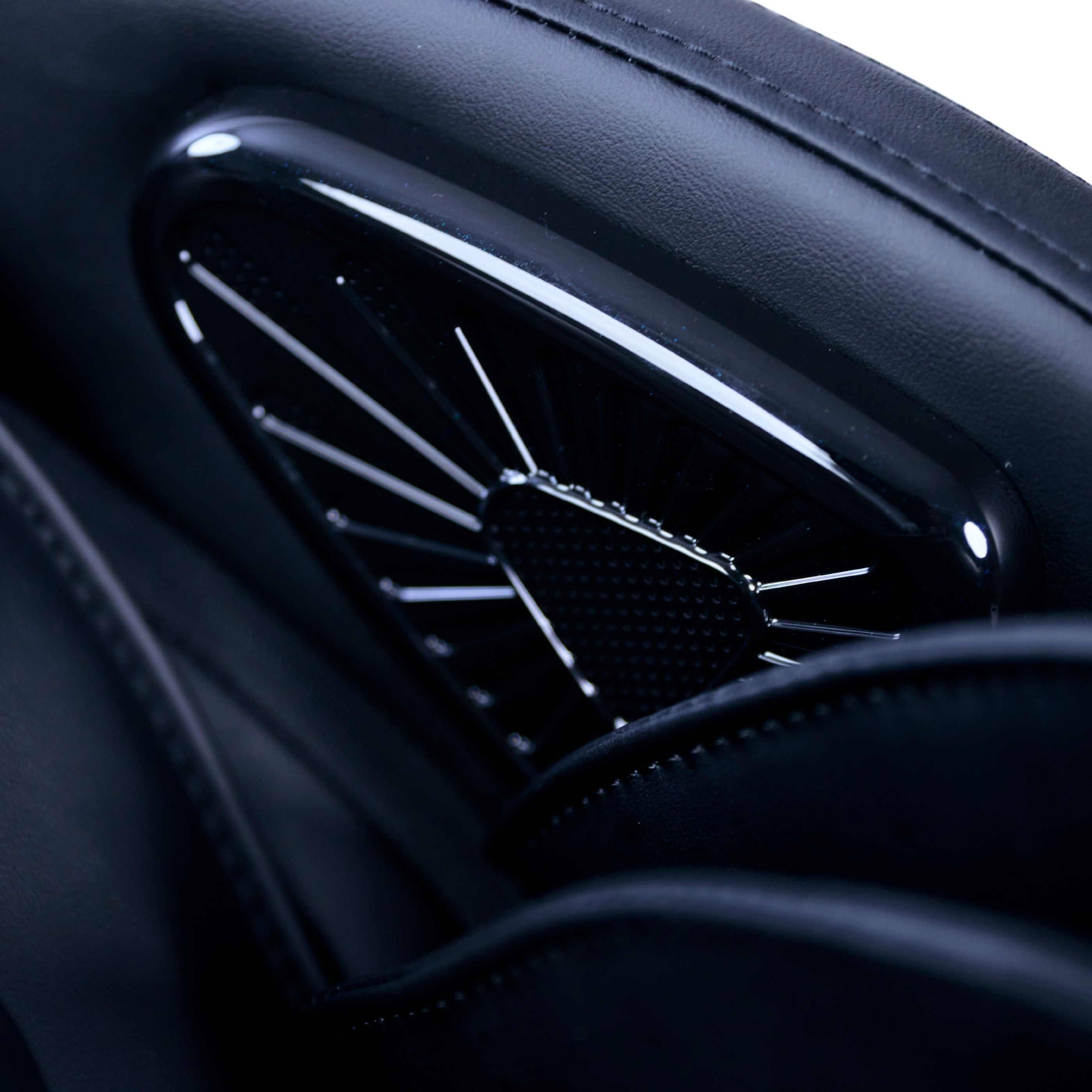 IWAO Performance med 2026 teknologi - 8D Massagestol - Sort