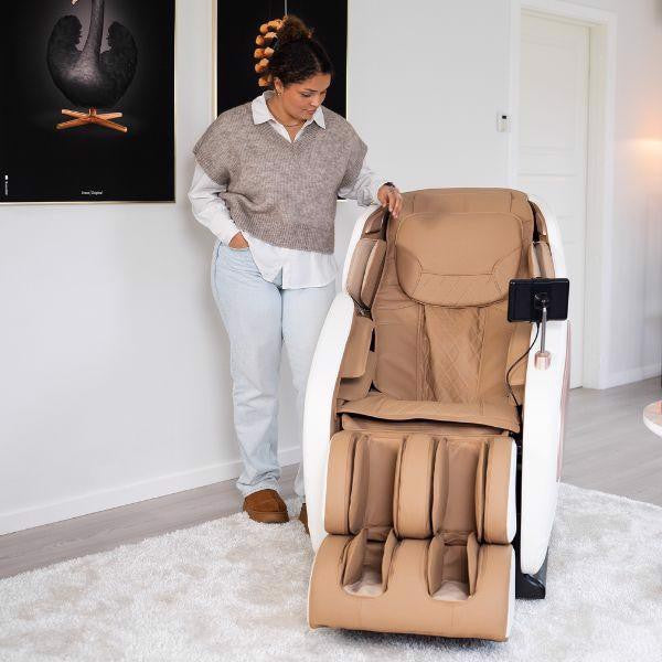 OGAWA Sonic-X - Latte - 2D Massagestol miljøbillede